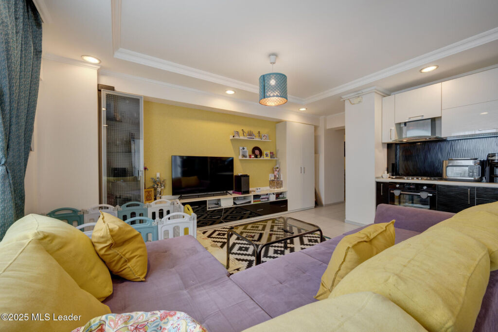 Apartament 3 camere, 75 mp, în Diamond Residence