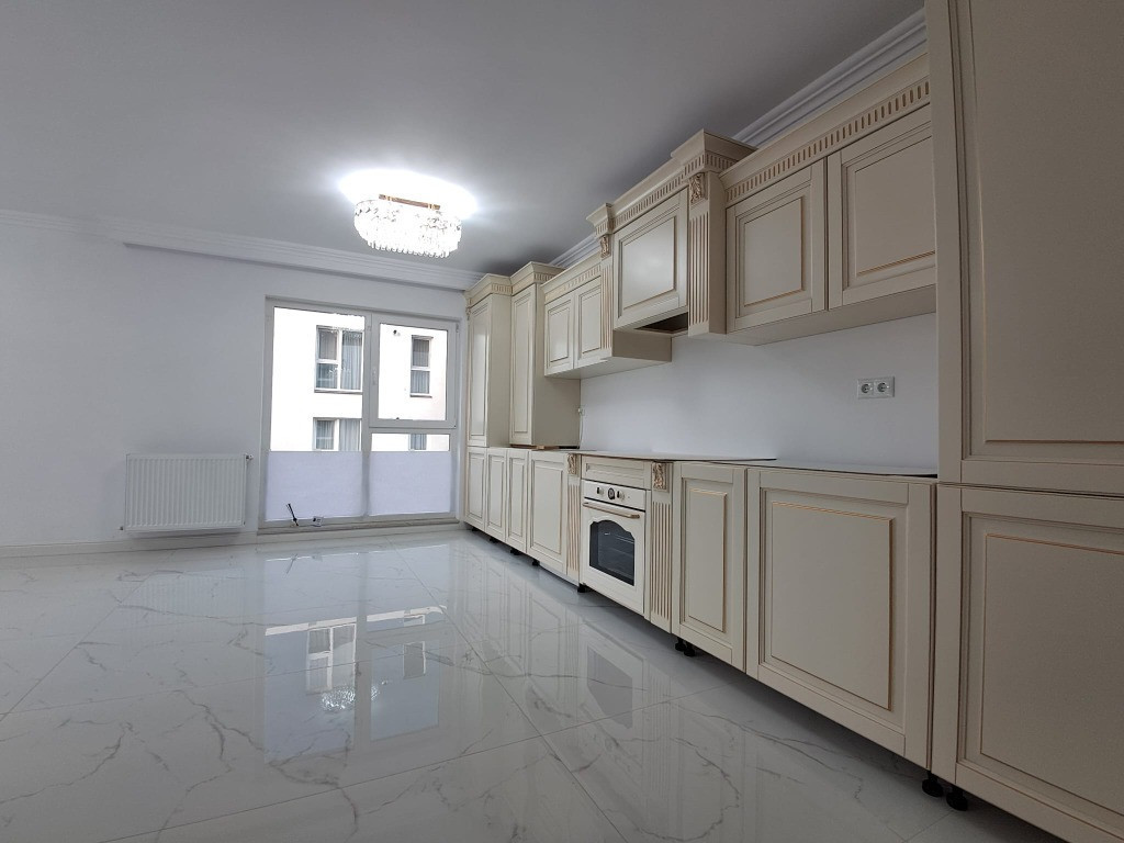 Apartament 3 camere 66 mp