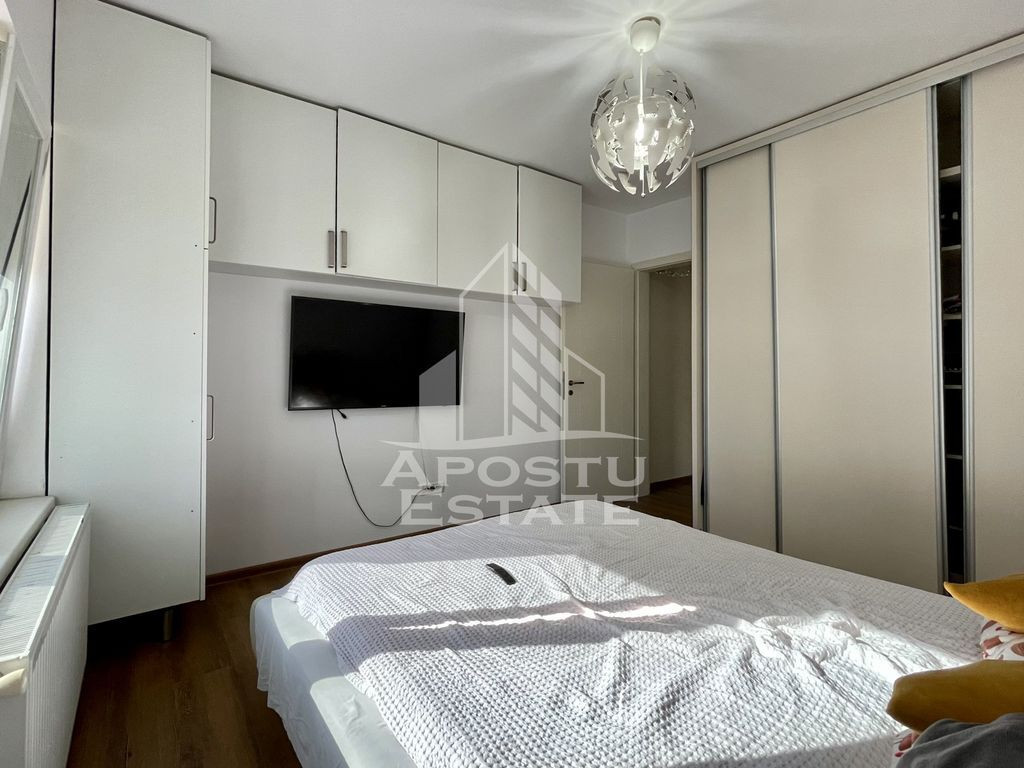 Apartament cu 2 camere si 2 locuri de parcare, Aradului/H...