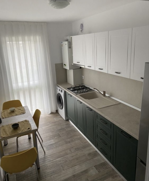 Apartament cu 2 camere, bloc nou, Centru