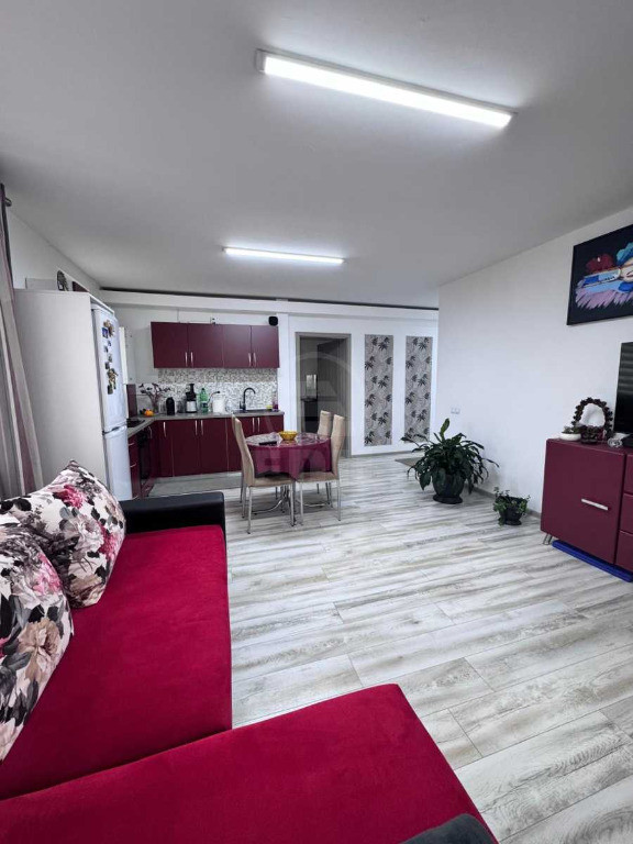 Apartament de vanzare cu preluare de chiriasi