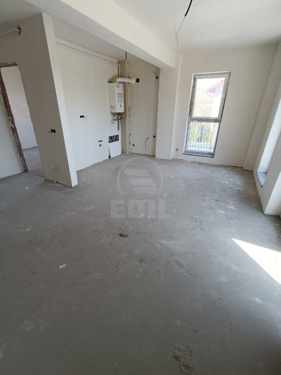 Apartament semifinisat