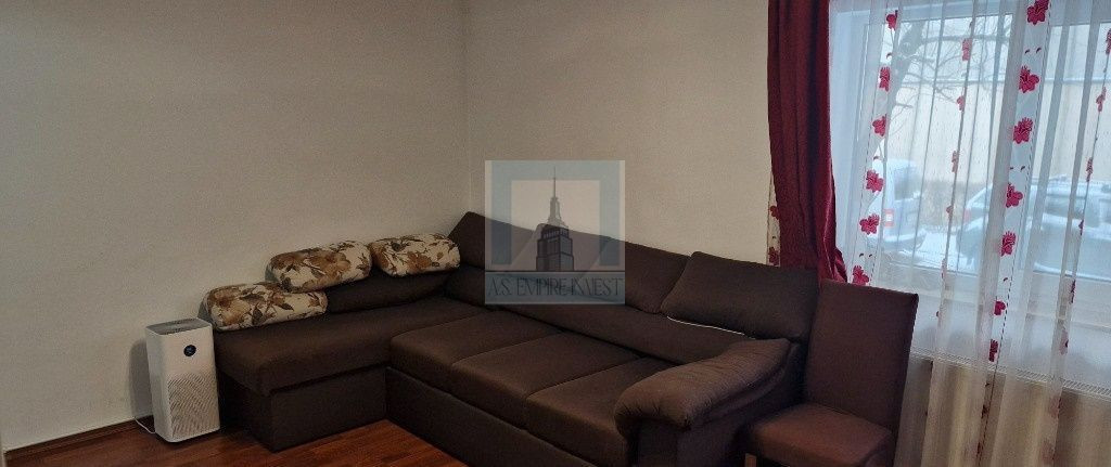 Apartament 3 camere mobilat-utilat - zona Tractorul