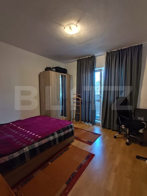 Apartament cu 2 camere decomandate