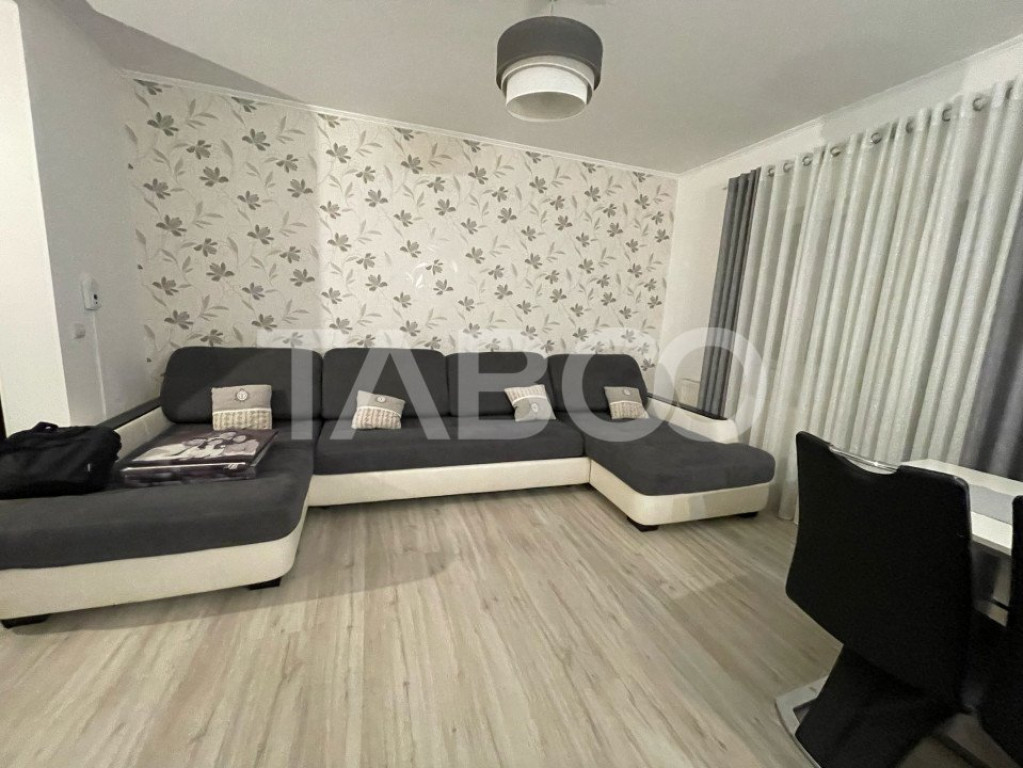 Apartament de vanzare 55 mpu curte 27 mpu zona de interes Ci