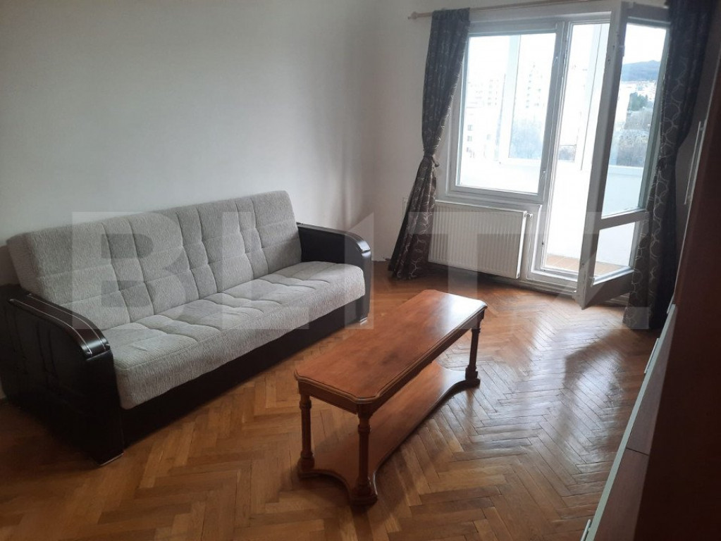 Apartament cu 2 camere 53 mp