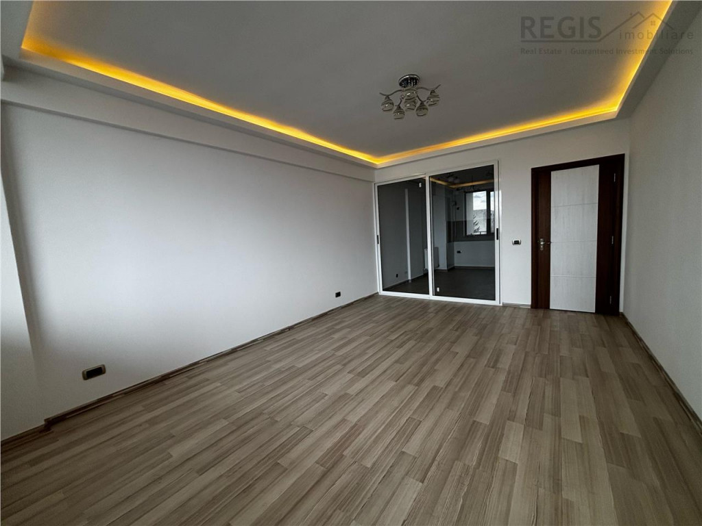 Apartament 3 camere Isaran cu parcare inclusa