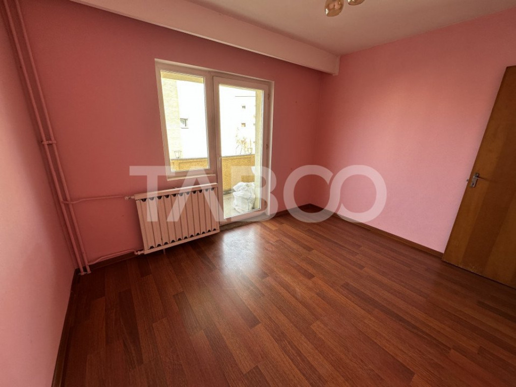 Apartament 3 camere 2 bai 2 balcoane etaj 3 boxa la subsol 9