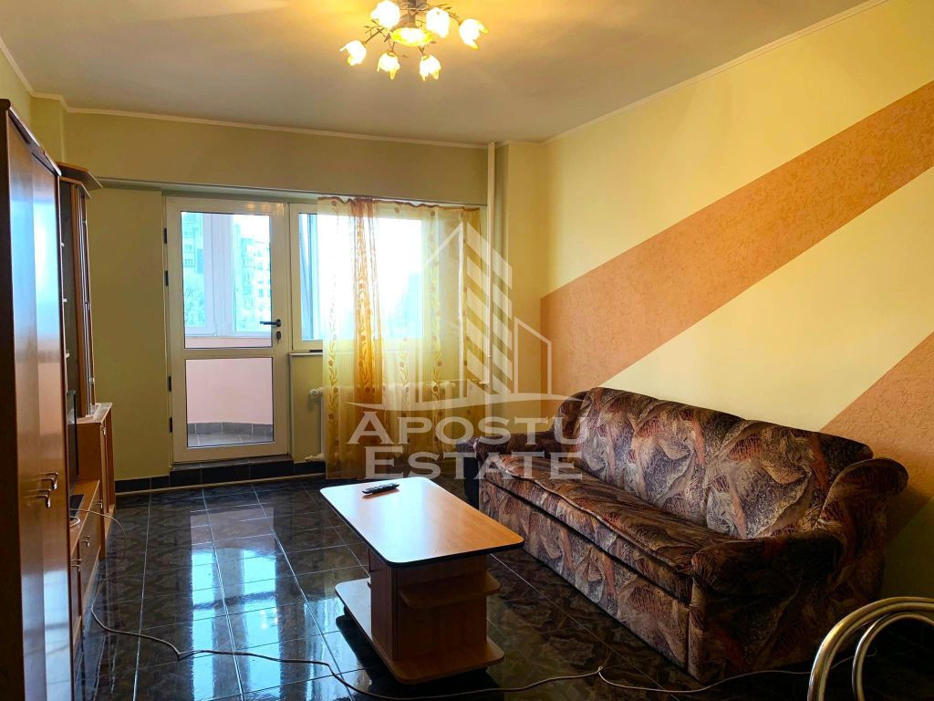 Apartament 2 camere, 75 mp, zona Intim