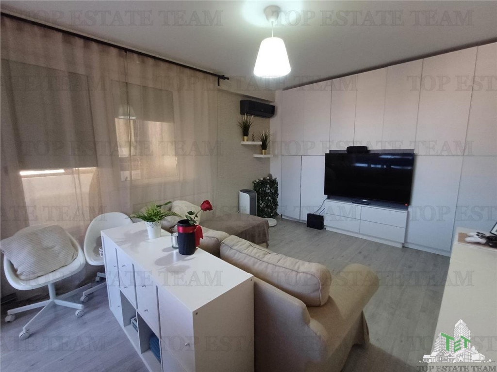 Apartament 3 camere decomandat mobilat modern 2bai boxa