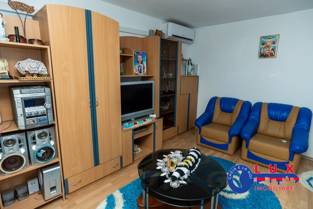 ID 4222 SUPER PRET Apartament 4 camere *Str. ETERNITATII