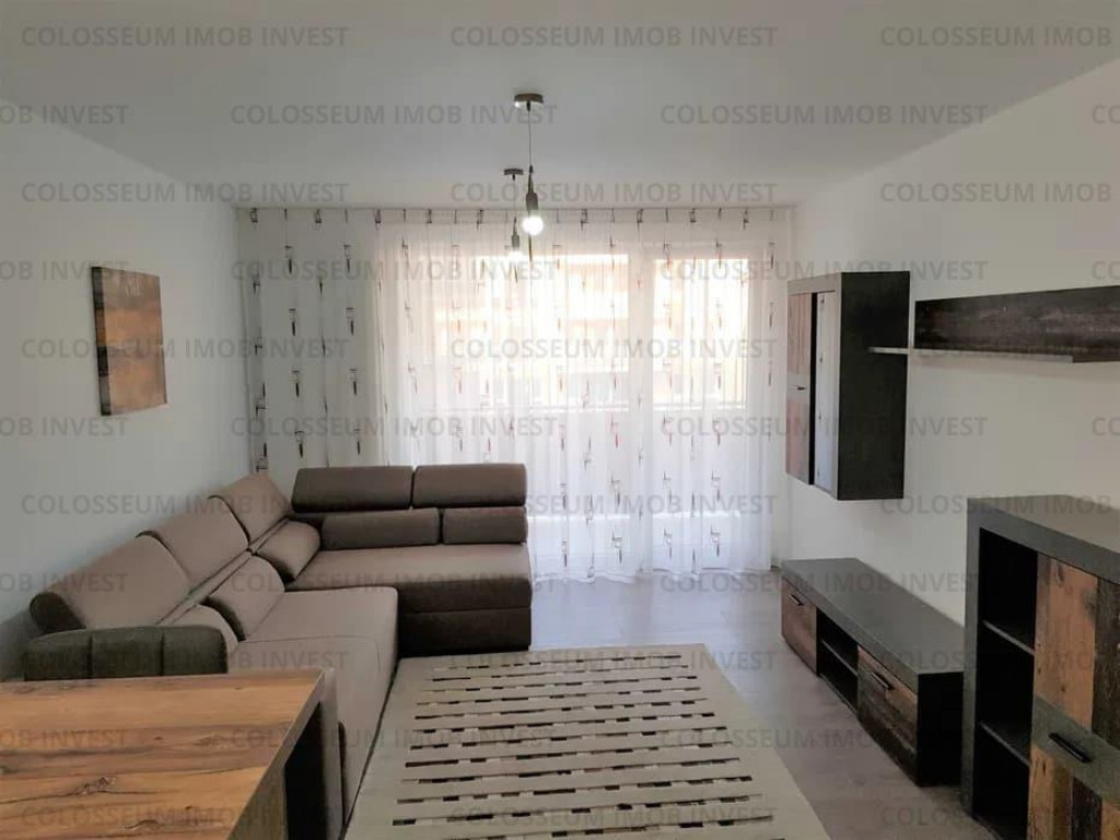 Apartament cu 2 camere, decomandat - zona Urban Plaza