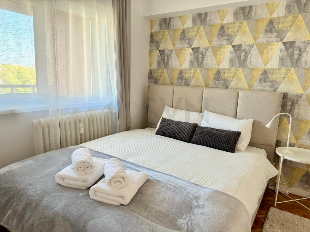 Apartament 4 camere Calea Calarasi