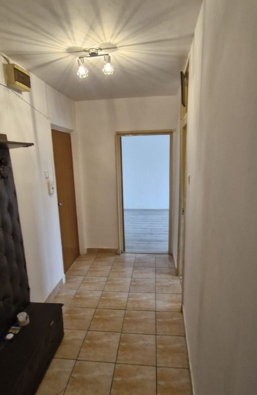 Doua camere 51 mp Piata Rahova