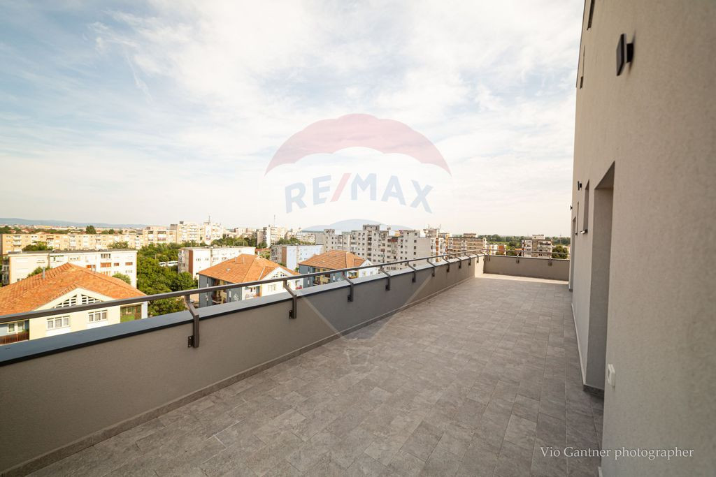 PENTHOUSE DE ÎNCHIRIAT ÎN MICALACA – LUX, CONFORT TER...