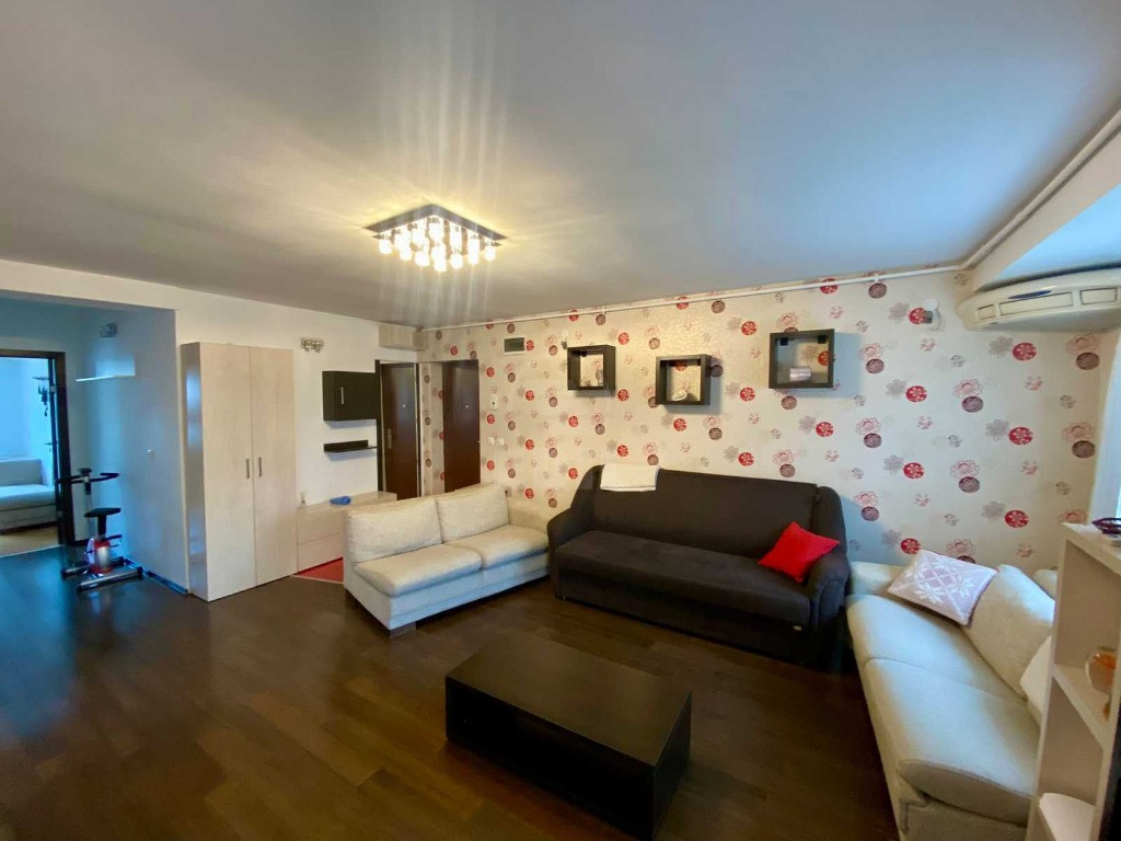 Apartament 3 camere Teilor