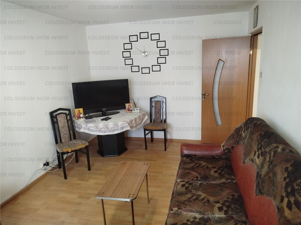 Apartament cu 2 camere, decomandat - zona Calea Bucuresti