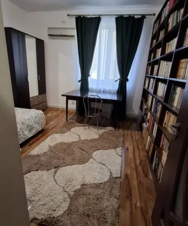 Apartament 2camere, decomandat, Universitatea Alexandru Ioan