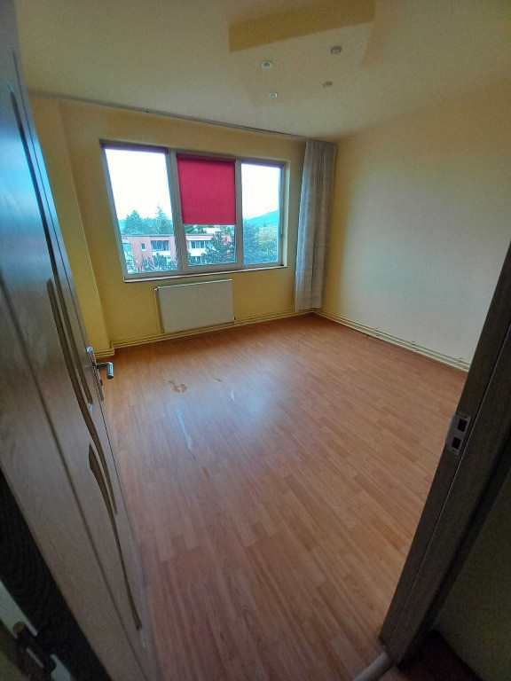 Apartament 2 camere zona ASTRA,str Saturn