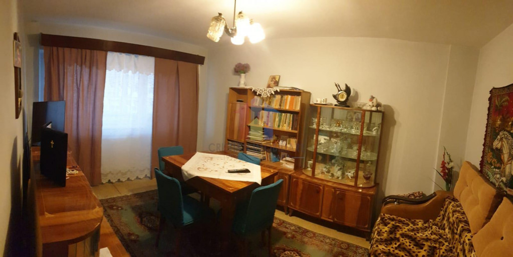 3 camere, etaj 1, confort 1 Decomandat - Obor