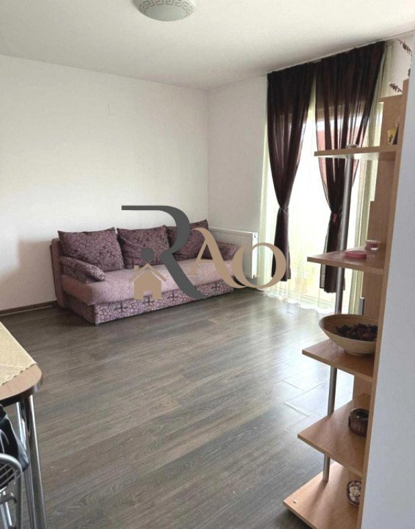 Apartament cu 1 camera, 40 mp, balcon, parcare, zona Europa!
