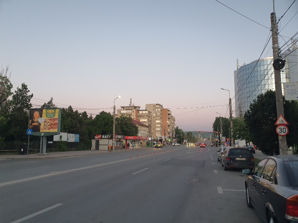 Podu Ros Bd Socola Granit apartament 2 camere decomandat